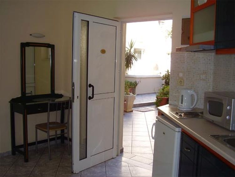 Nirvana Studios And Apartements Georgioupoli Exterior photo